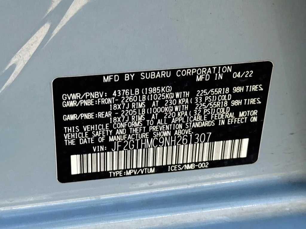 Used 2022 Gray Subaru Limited image 40