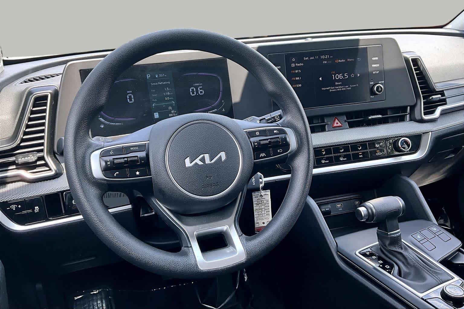 Used 2025 Everlasting Silver Kia LX image 17