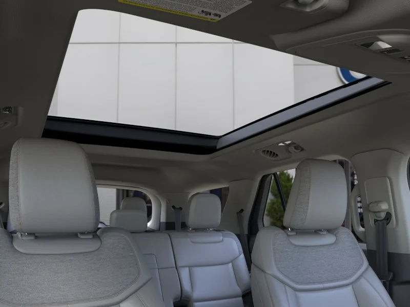 New 2026 Agate Black Metallic Ford Active image 22