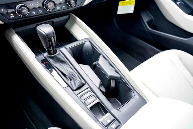 New 2026 Platinum White Pearl Honda SE image 17