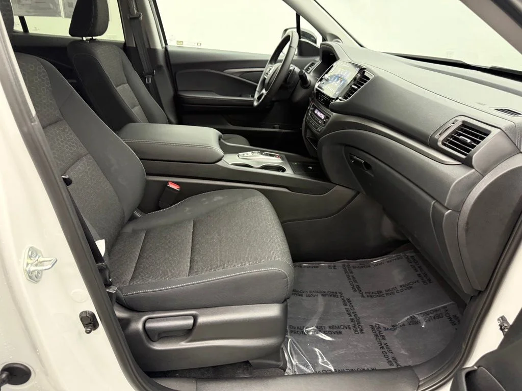 Used 2025 White Honda Sport image 34