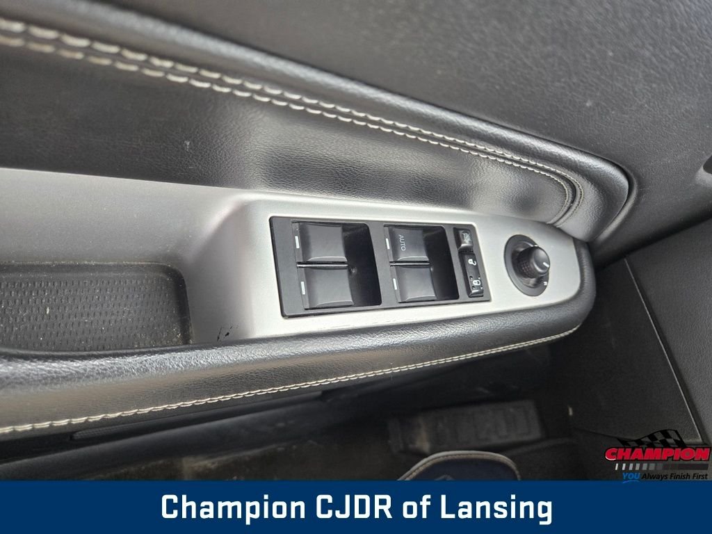 Used 2014 Granite Crystal Metallic Clearcoat Jeep Latitude image 24