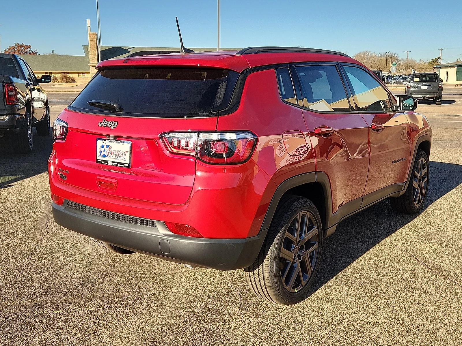 New 2026 PR6 Red Hot Pea Jeep LATITUDE ALTITUDE 4X4 image 4