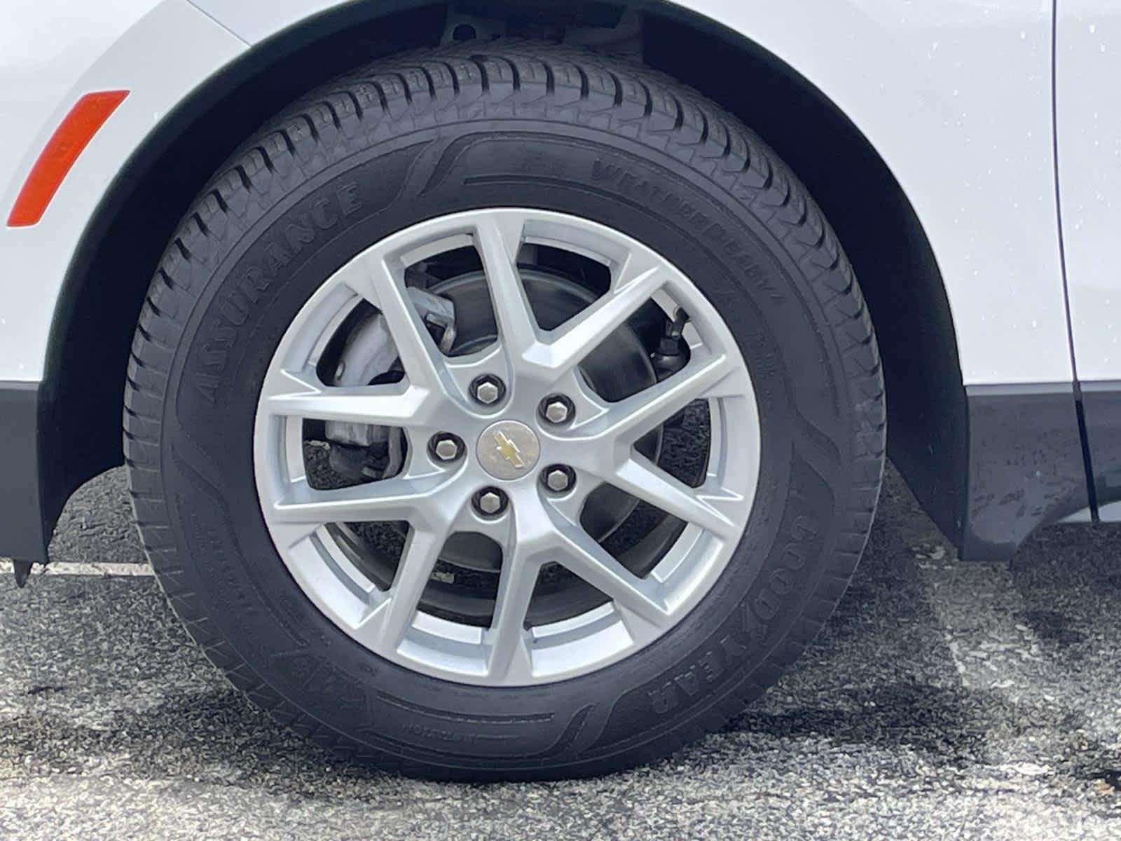 Used 2022 Summit White Chevrolet LT image 14