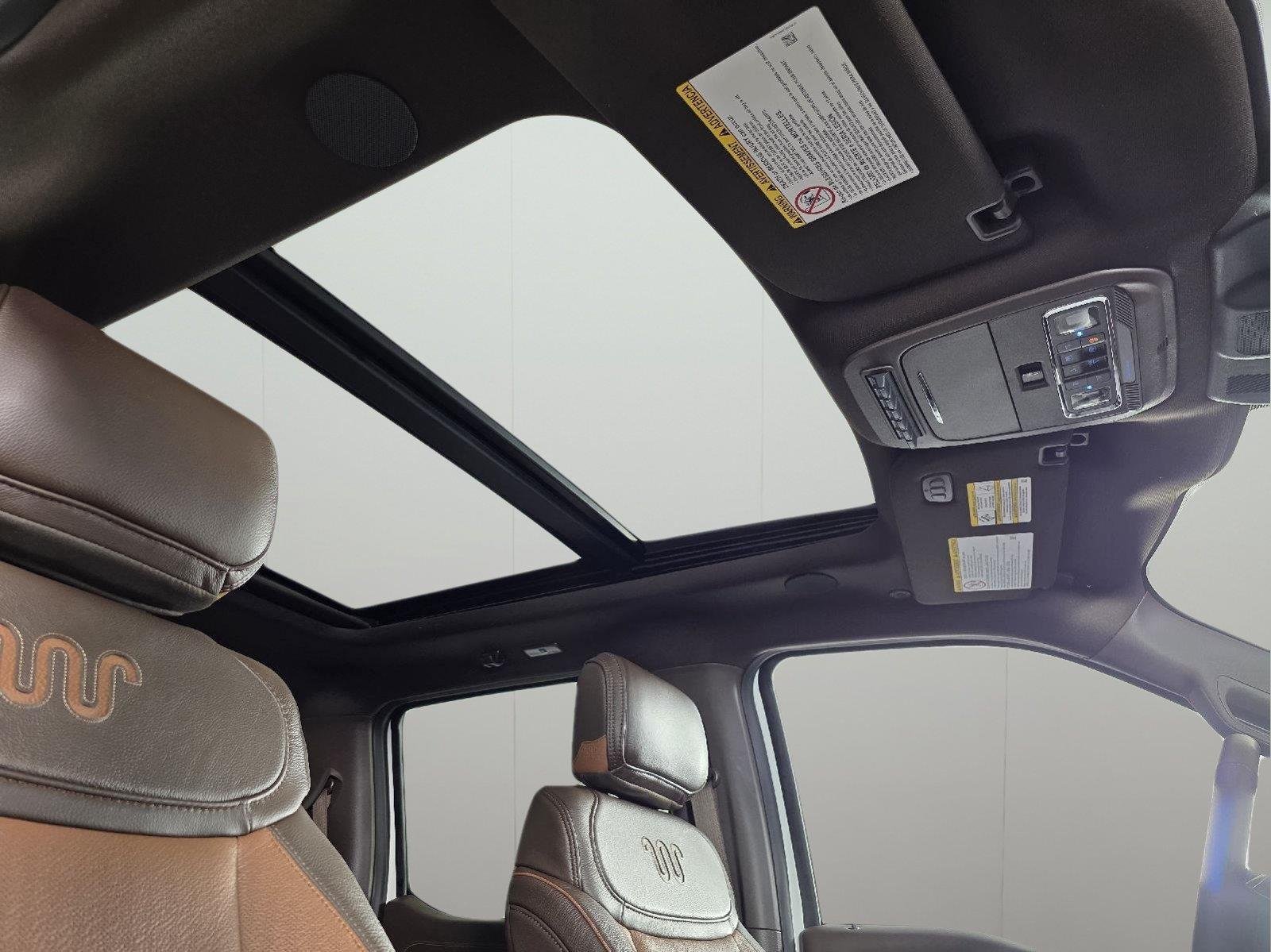 New 2026 Star White Metallic Tri-Coat Ford F-250® King Ranch® image 29