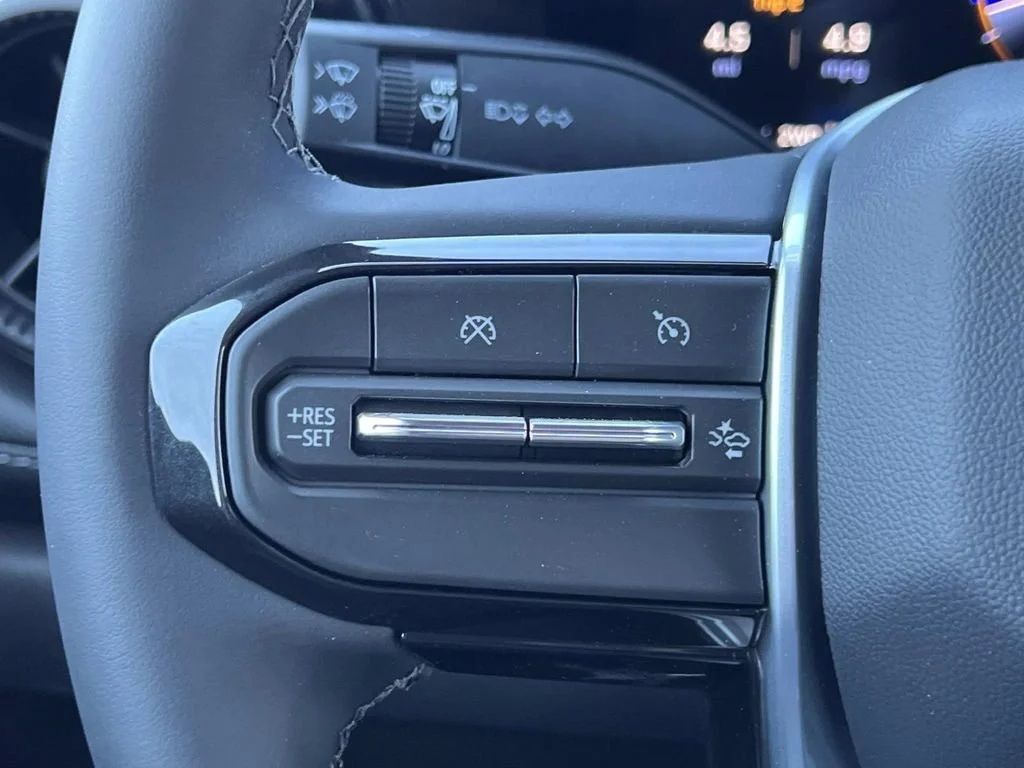 New 2026 Black Chevrolet LT image 20