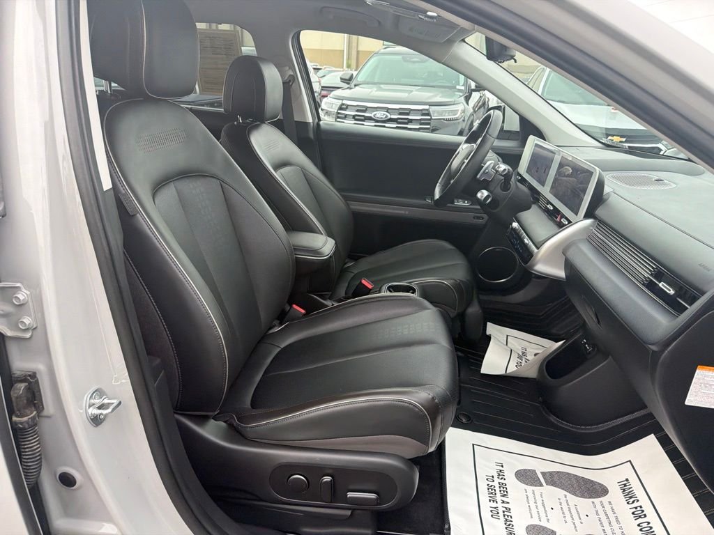 Used 2024 Gray Hyundai Limited image 18
