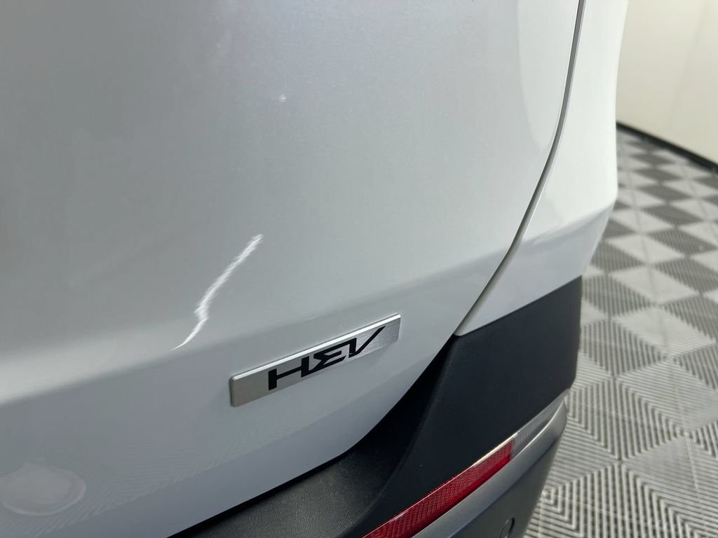 New 2027 Snow White Pearl Kia SX image 6