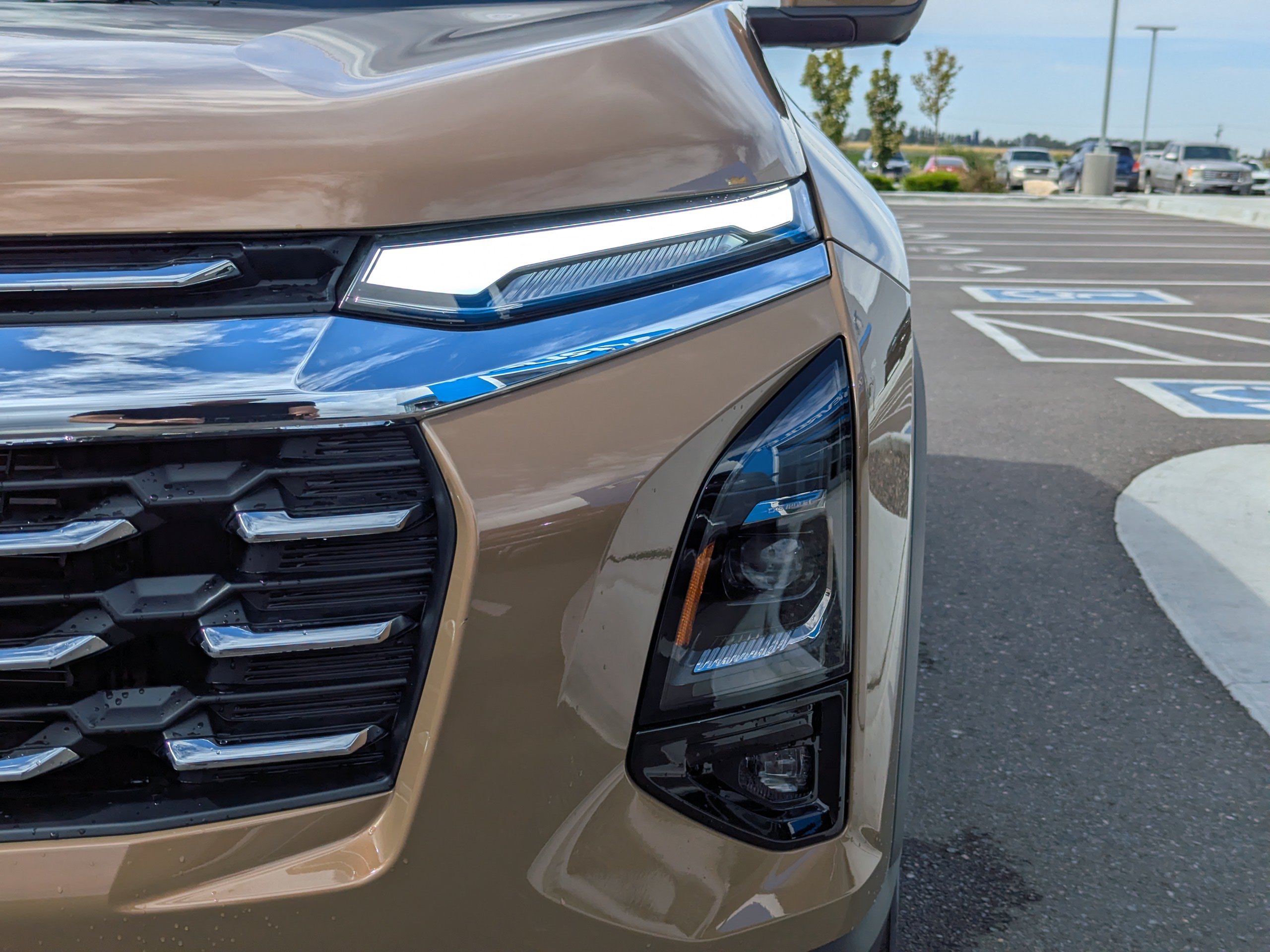 2027 Chevrolet Equinox LT - Photo 45