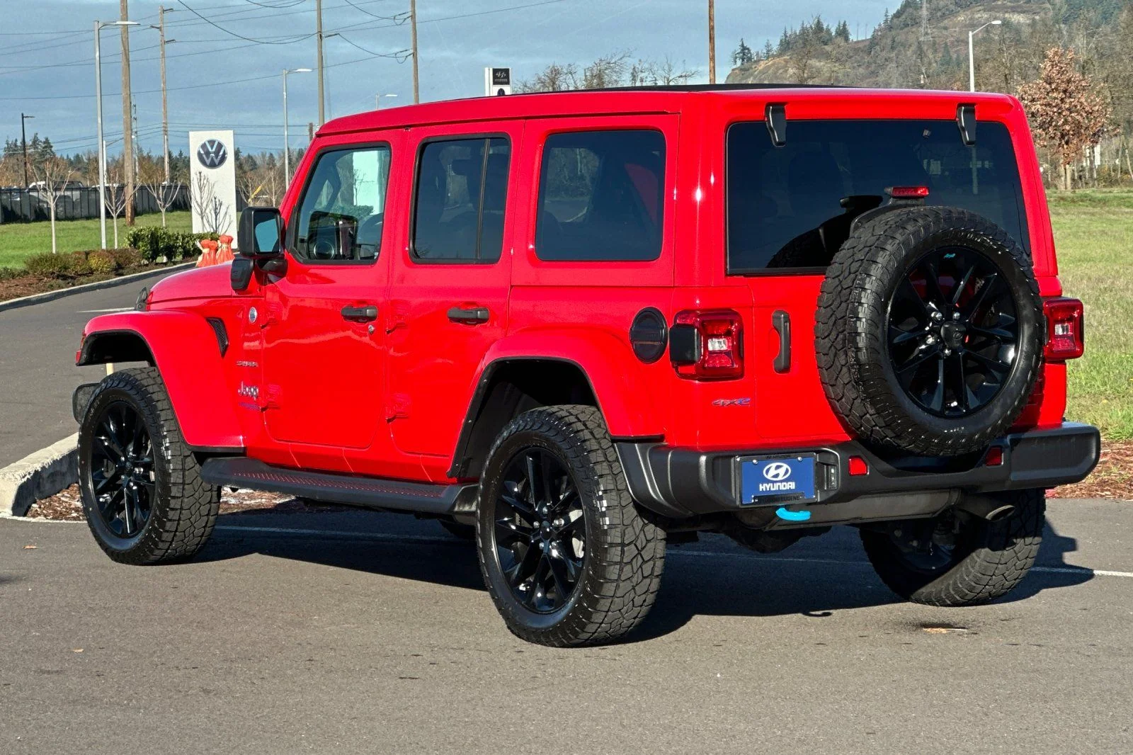 Used 2022 Red Jeep Unlimited Sahara 4xe image 5