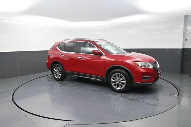 Used 2017 Red Nissan SV image 23