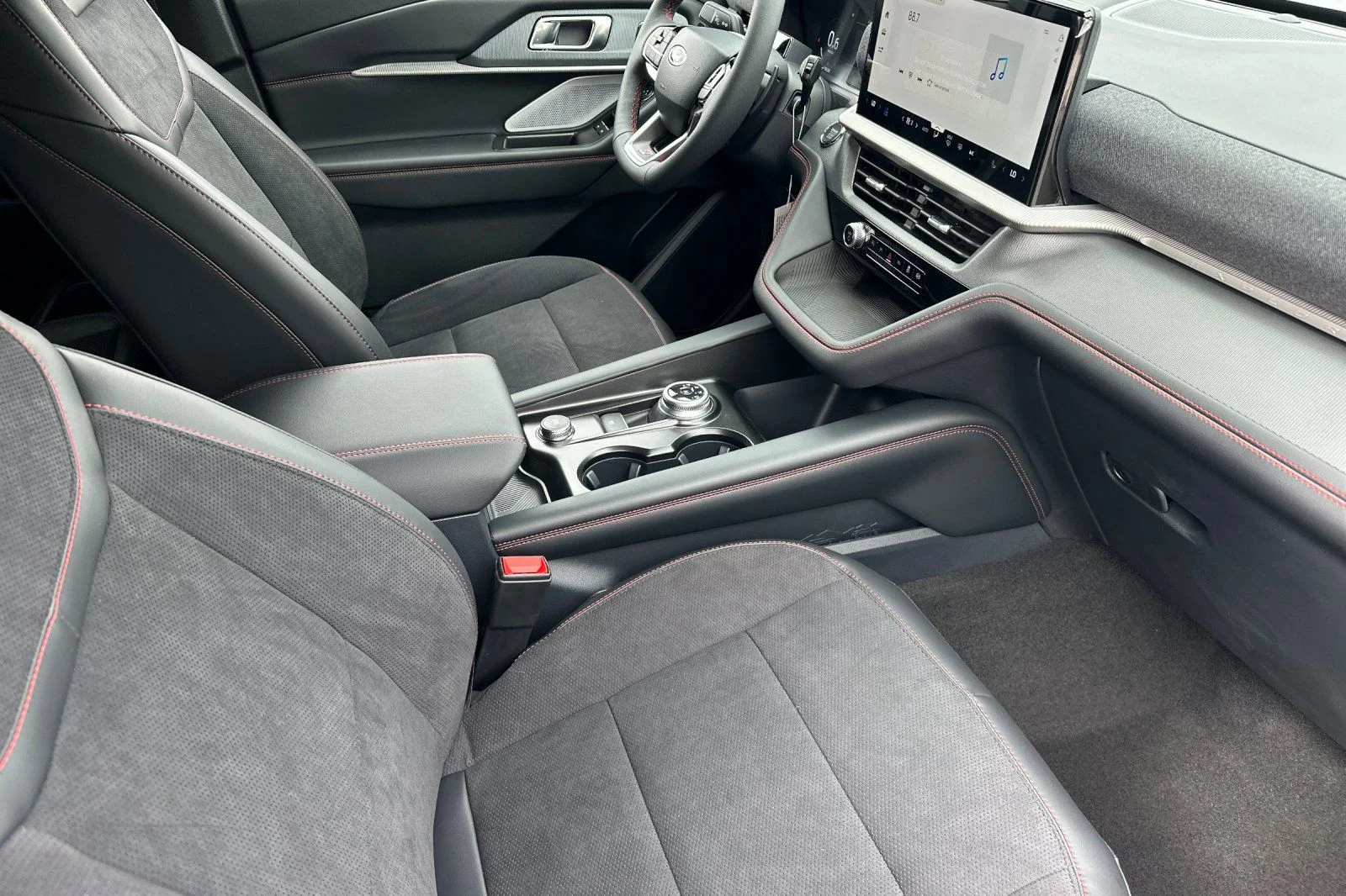 New 2026 Space White Metallic Ford ST image 16