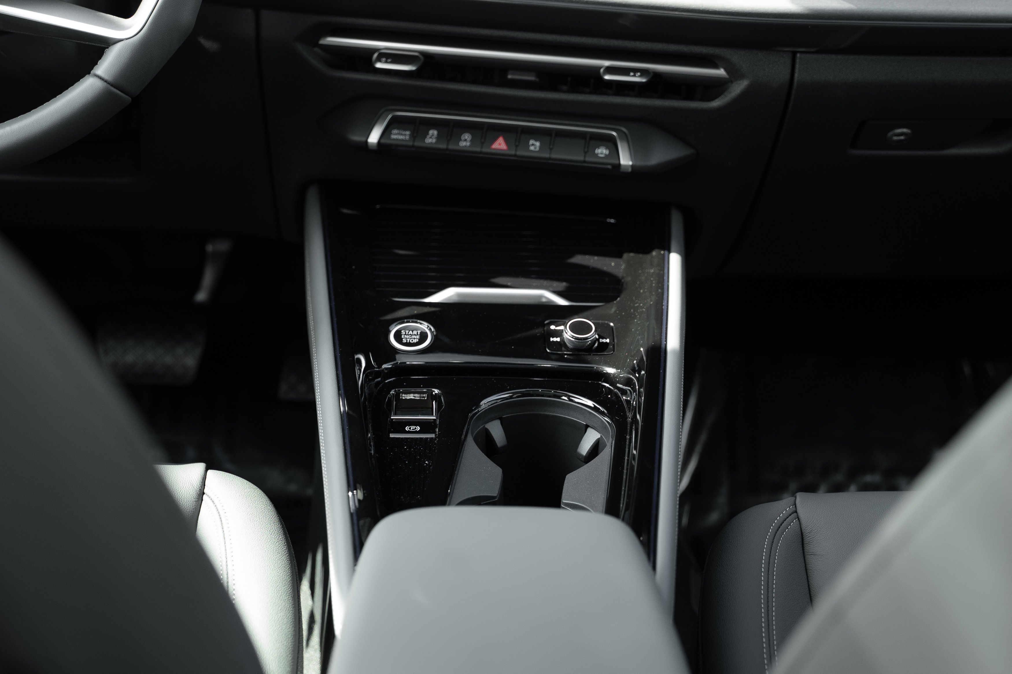 New 2026 Glacier Audi S line image 18