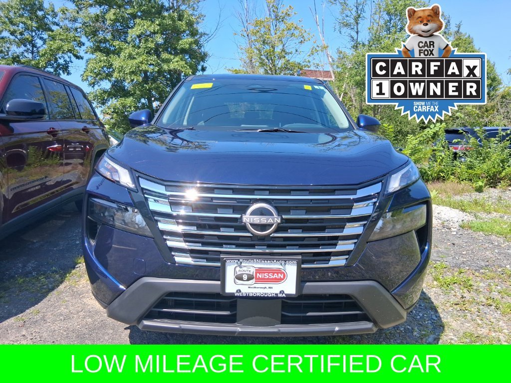 Used 2026 Blue Nissan SV image 3