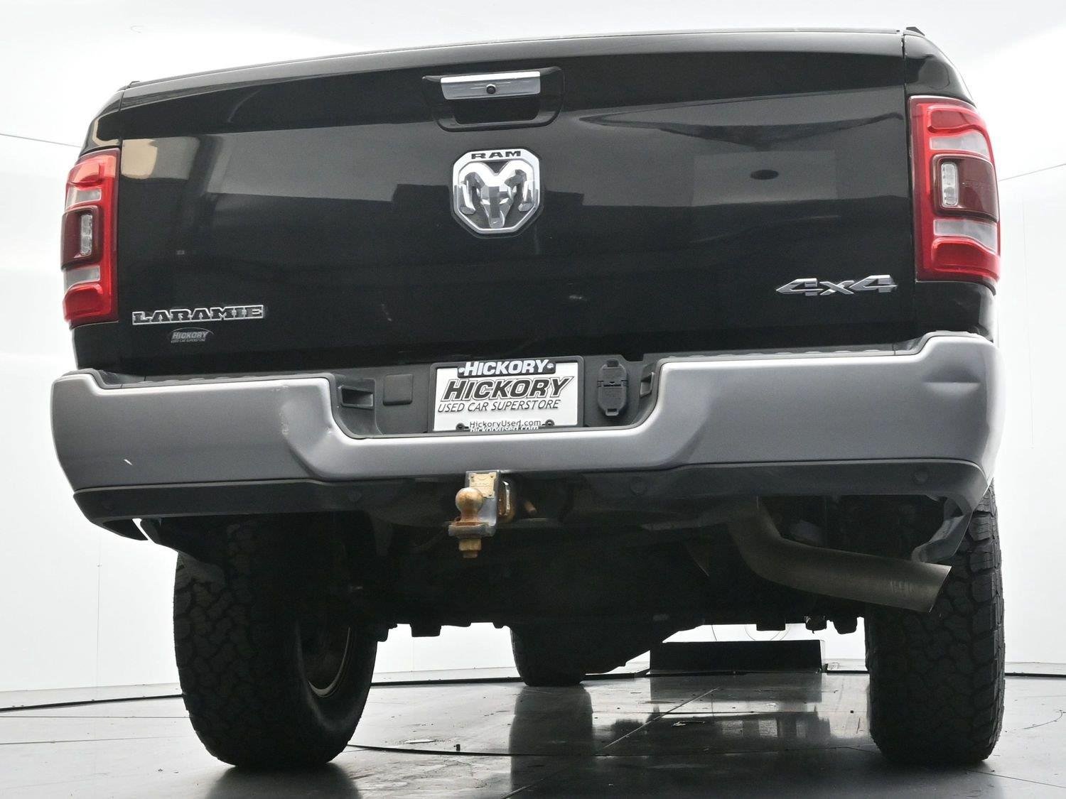 Used 2021 Diamond Black Crystal Pearlcoat Ram Laramie image 52