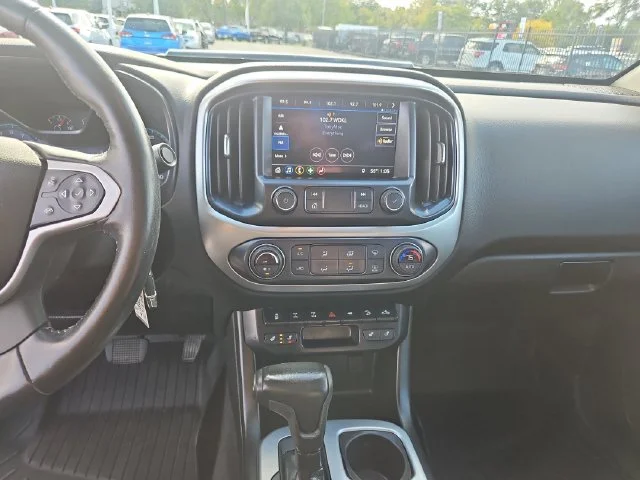 Used 2019 RED HOT Chevrolet 4WD ZR2 image 17