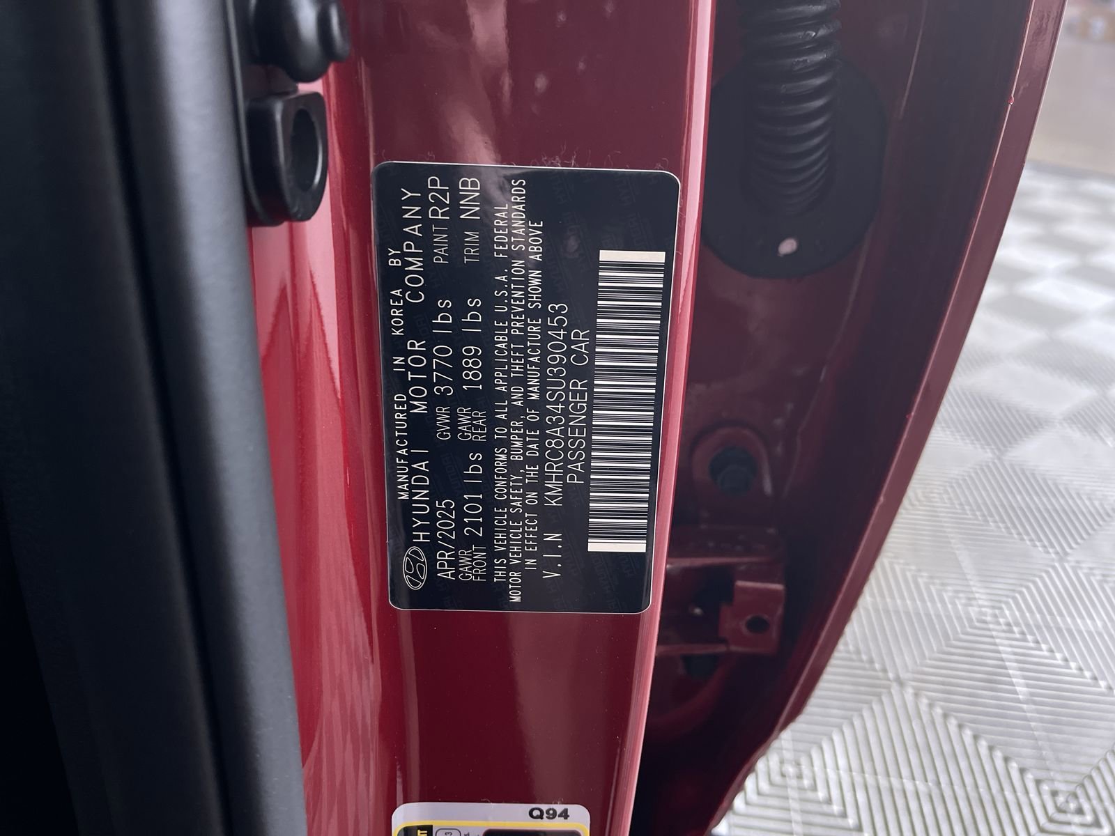 Used 2025 Ultimate Red Hyundai Limited image 27