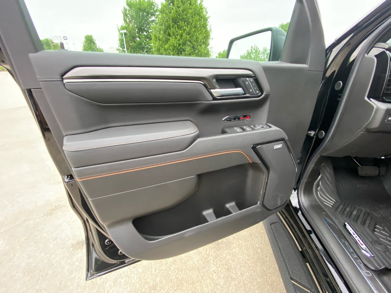 2026 GMC Sierra 1500 AT4 - Photo 7