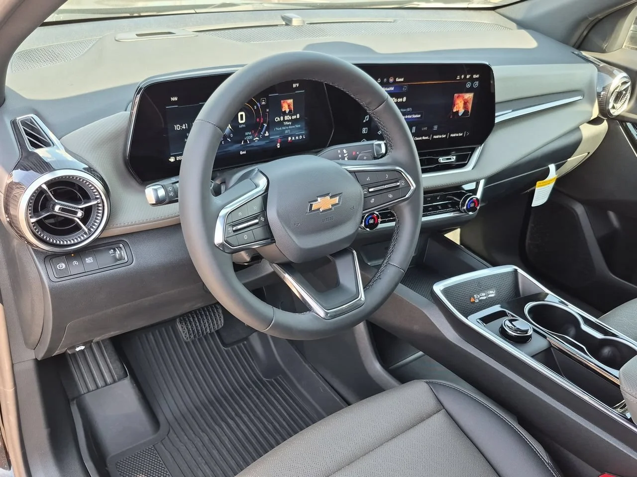 New 2027 Mosaic Black Metallic Chevrolet LT image 10