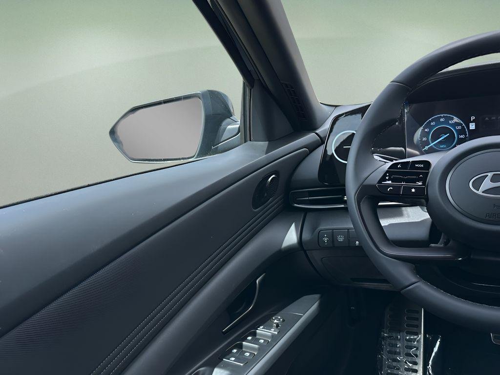 2025 Hyundai Elantra Blue - Photo 18