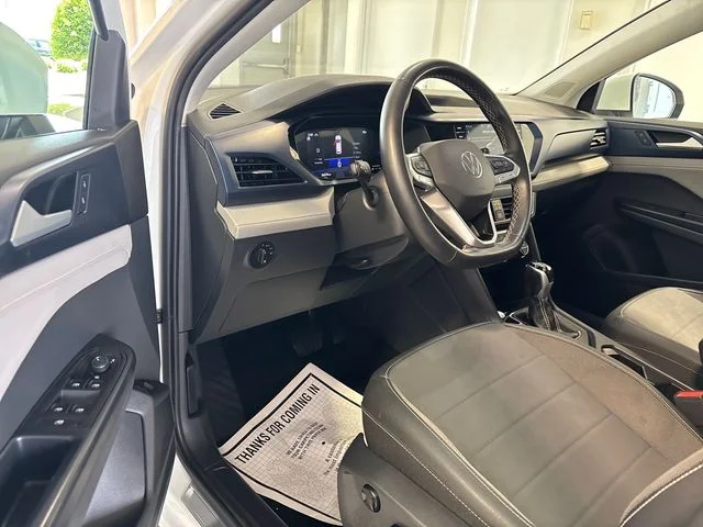 Used 2024  Volkswagen 1.5T SE image 6
