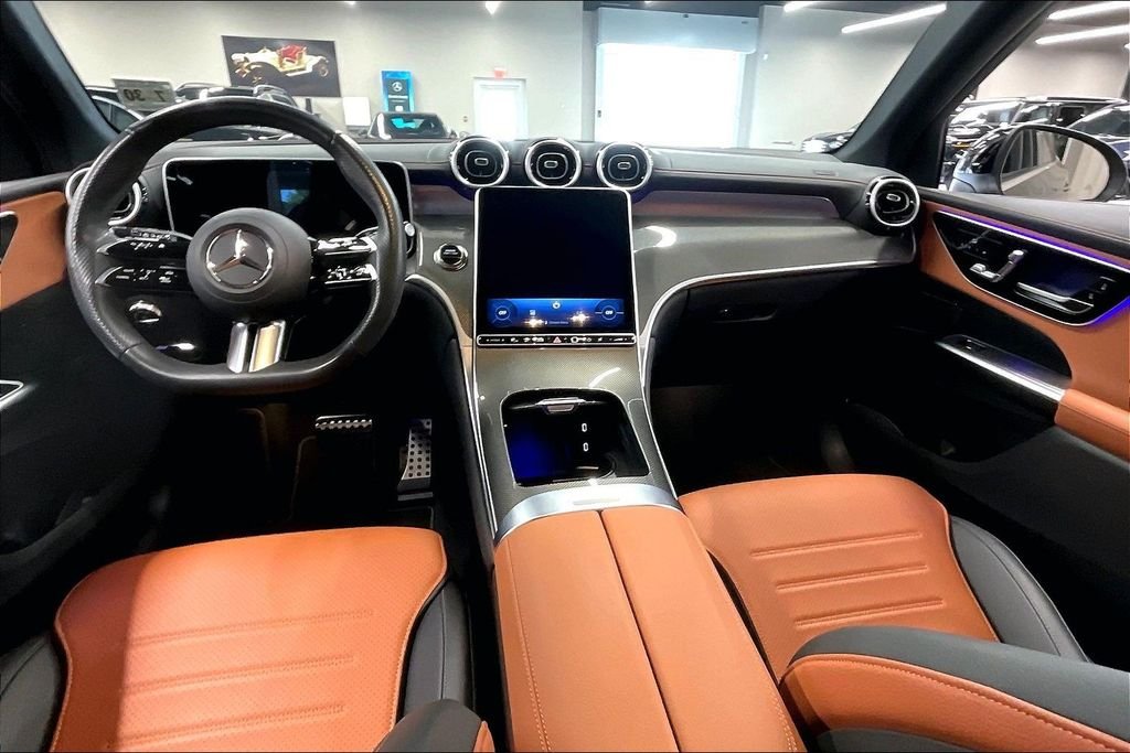2025 Mercedes-Benz GLC Base - Photo 13