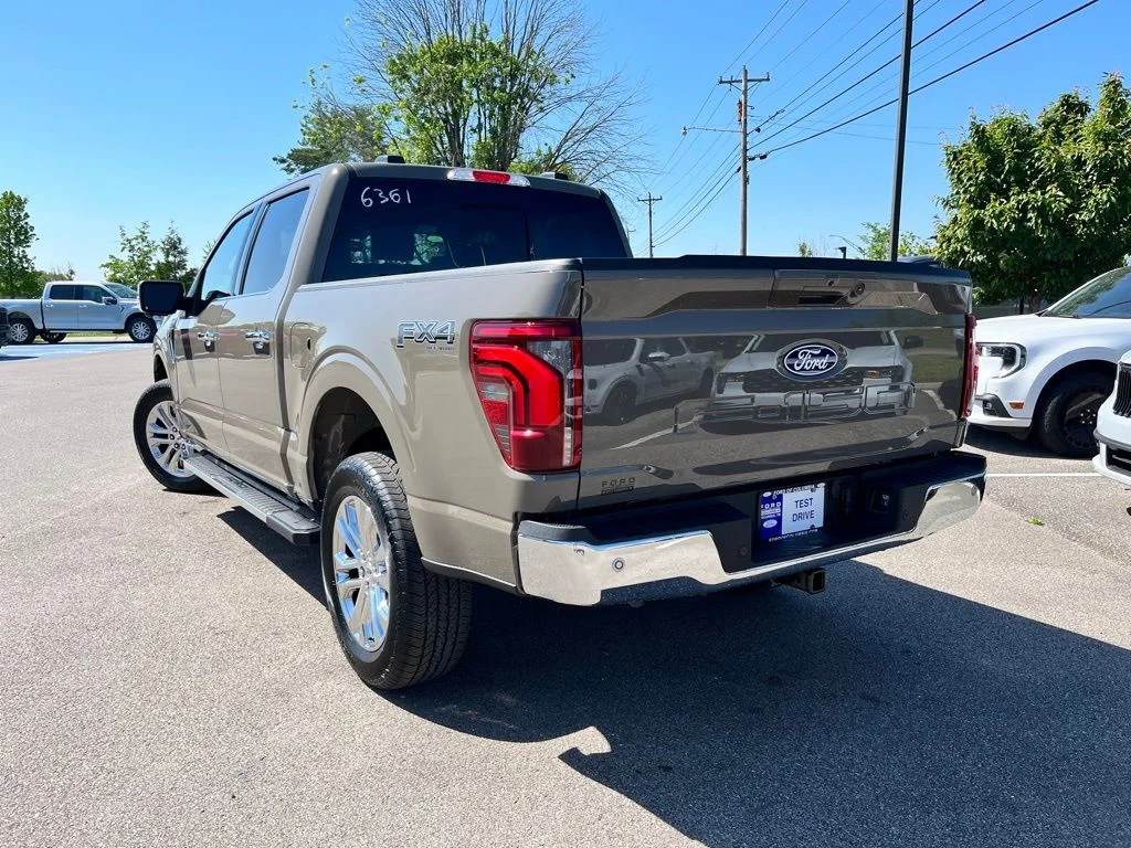 New 2026 Gray Ford Lariat image 4