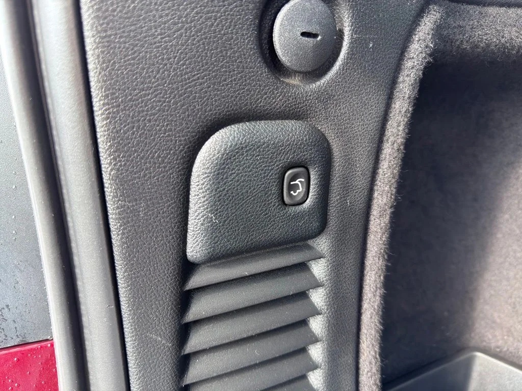 Used 2022 Red Dodge R/T image 35