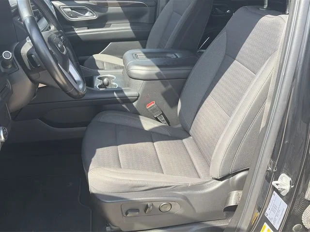 Used 2022 Black GMC SLE image 10