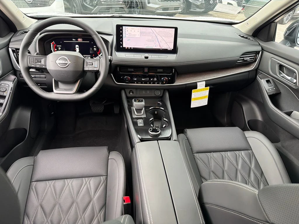 New 2026 Everest White Pearl TriCoat / Super Black Two-tone Nissan Platinum image 14