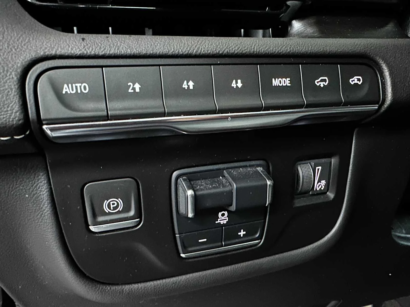 Used 2022 Black Raven Cadillac Sport image 16