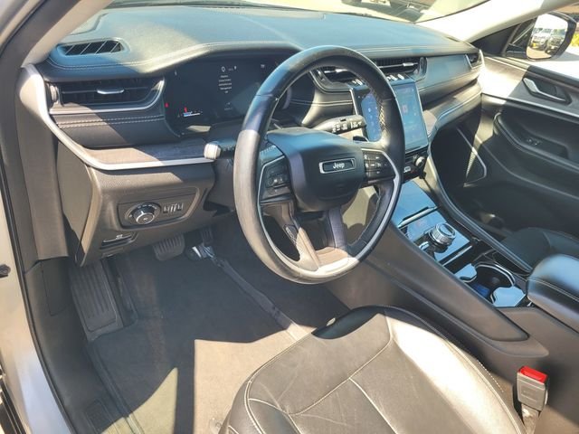 Used 2021 Silver Jeep Limited image 12