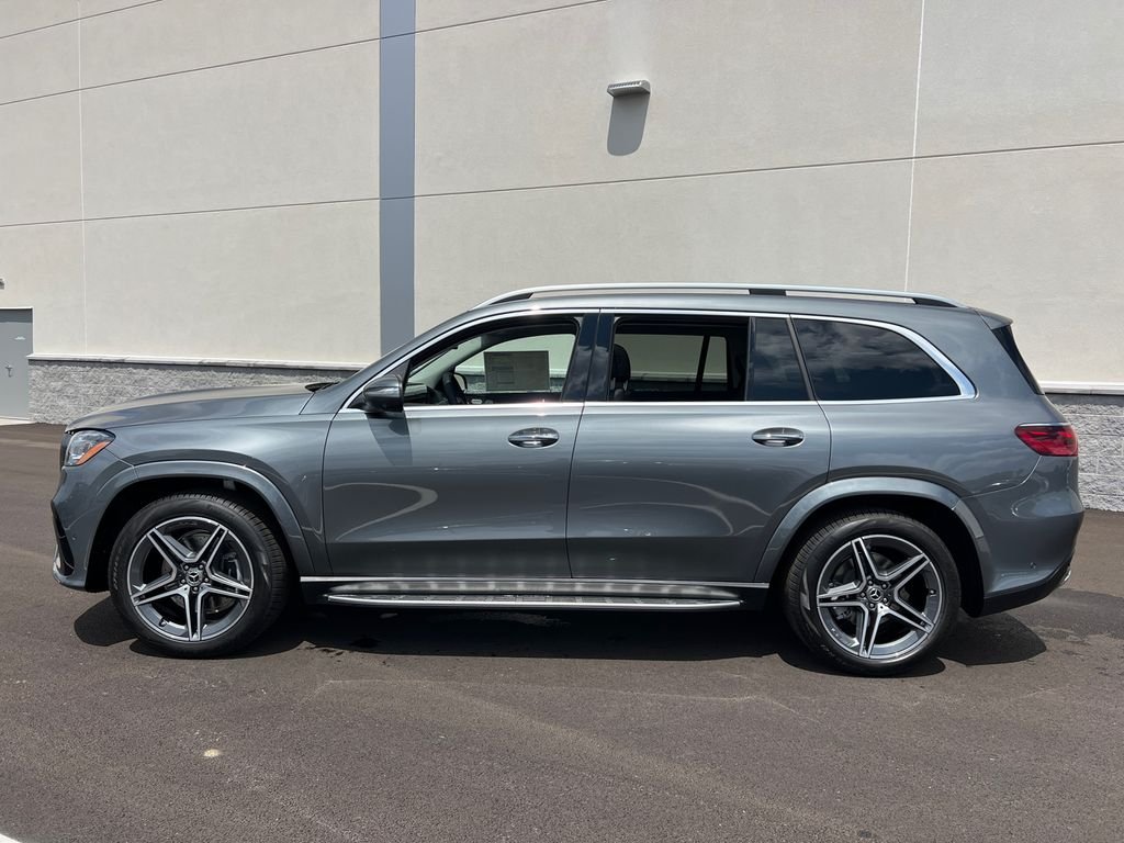 New 2026 Selenite Grey Metallic Mercedes-Benz GLS 450 image 4