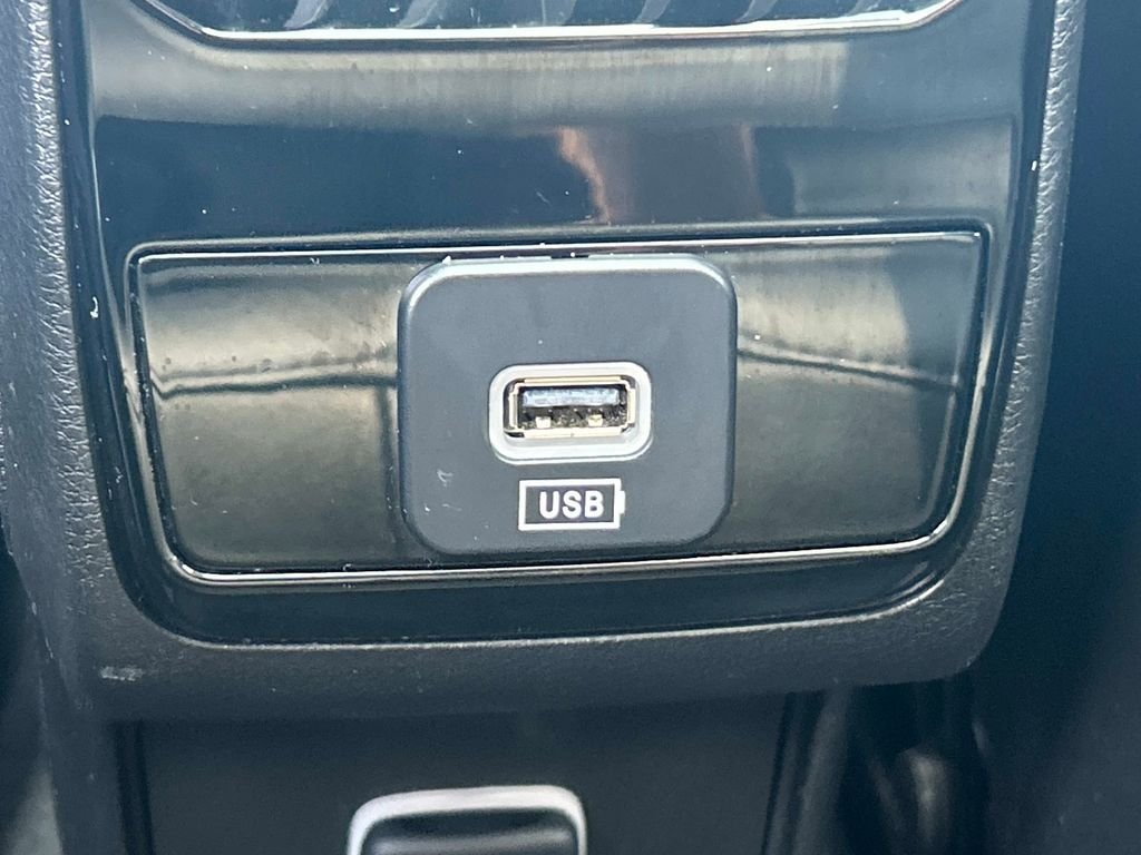 Used 2024 Black Jeep Limited image 19