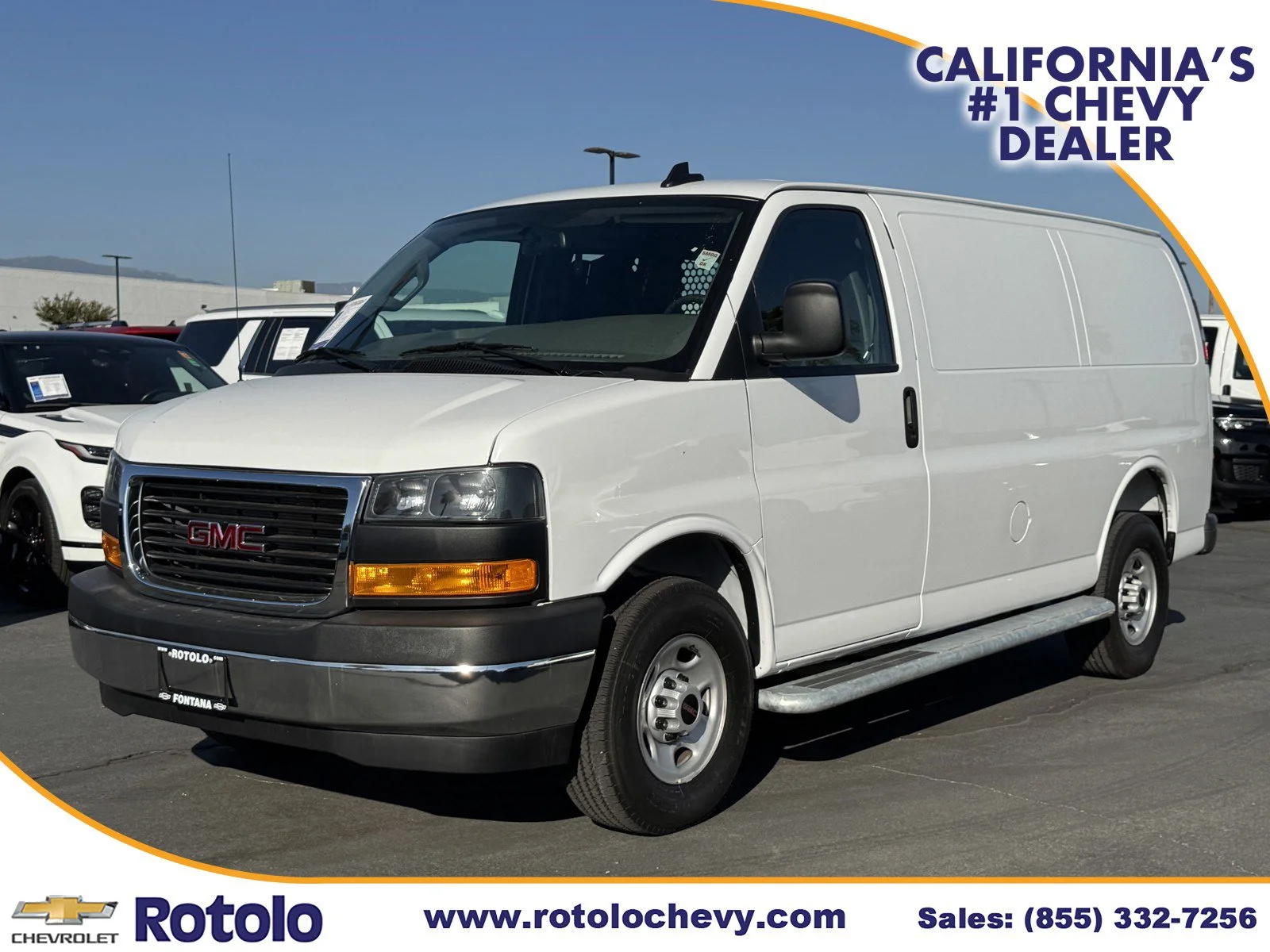 Used 2025 Summit White GMC 2500 RWD 135 image 3