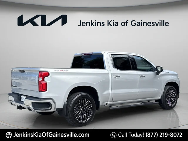Used 2022 Silver Chevrolet LTZ image 6