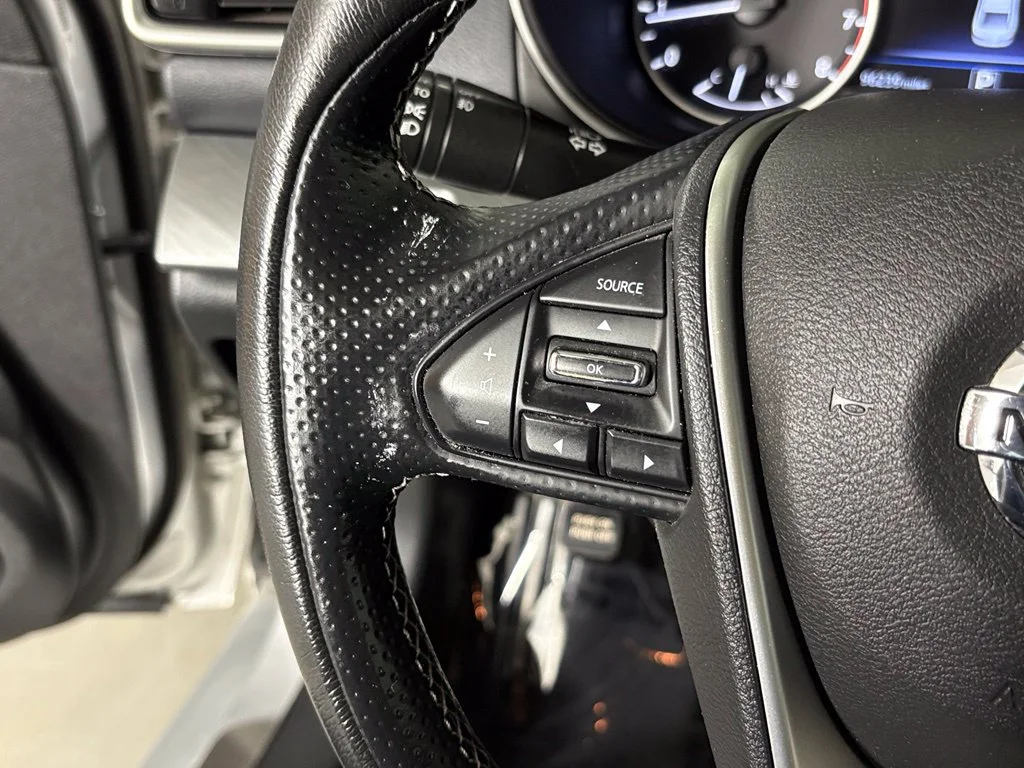 Used 2018 Silver Nissan 3.5 SL image 19