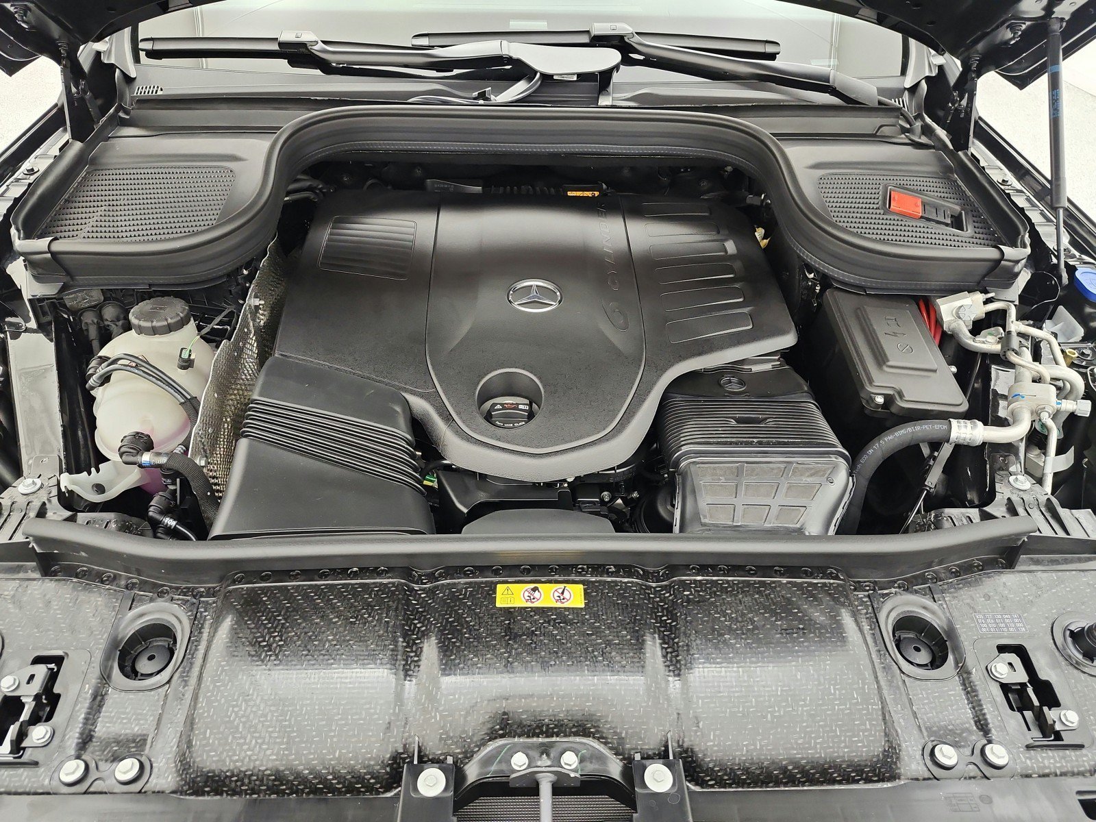 New 2027 Black Mercedes-Benz GLS 450 4MATIC® SUV image 33