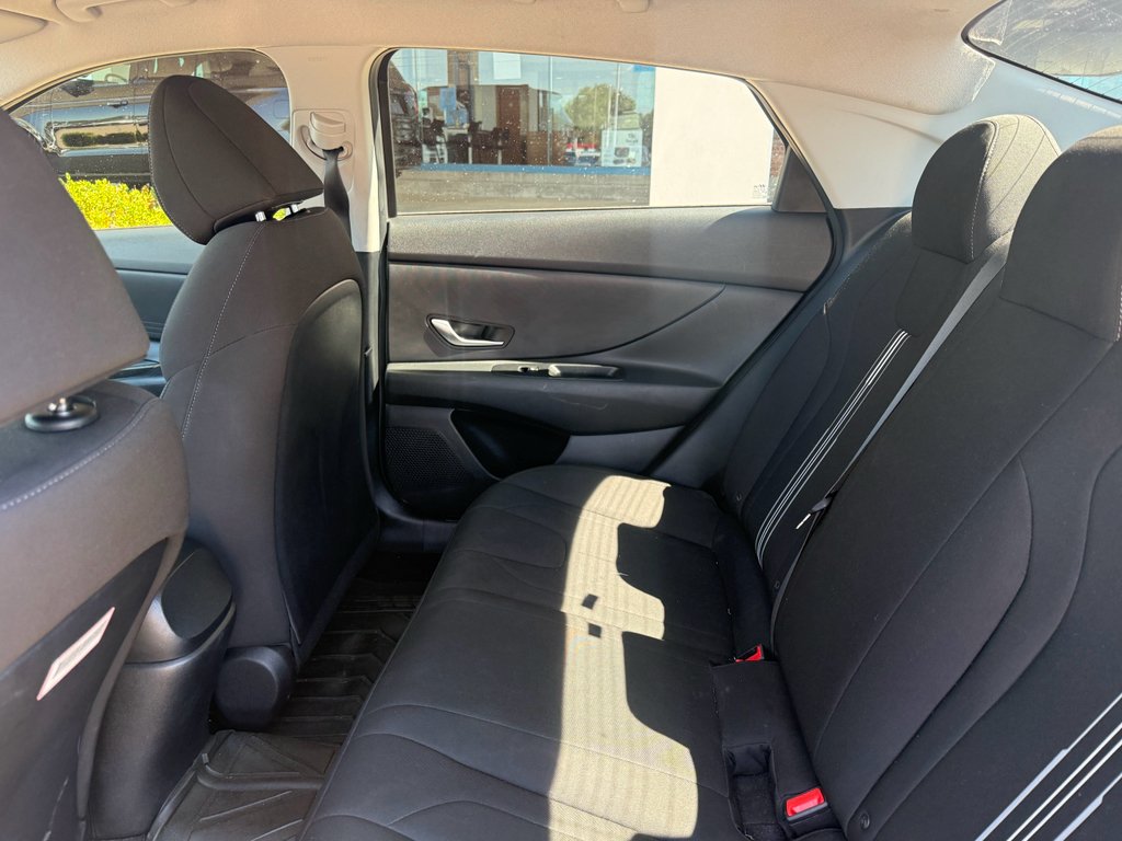 Used 2023 Fluid Metal Hyundai Blue image 12