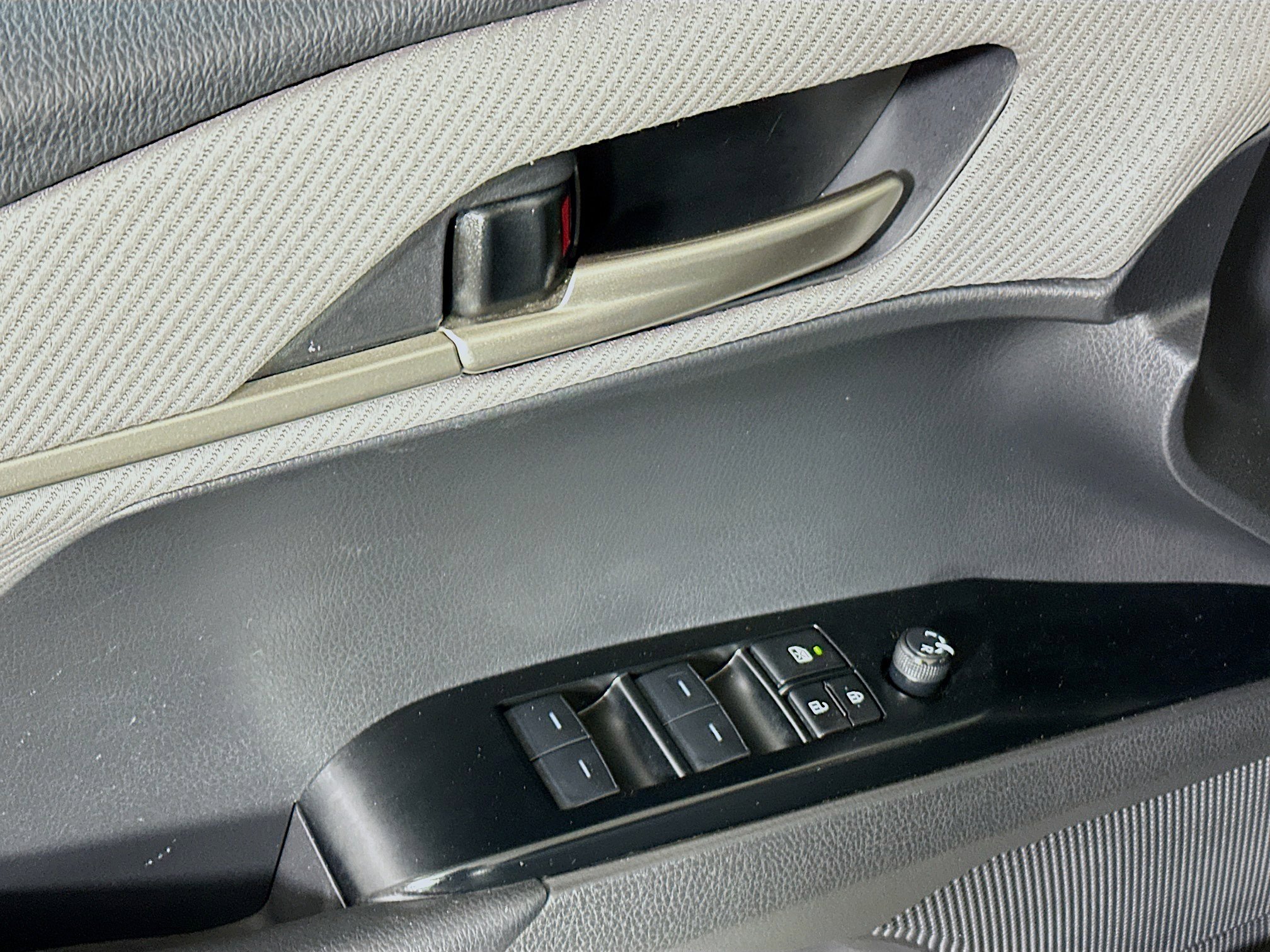 Used 2025 Heavy Metal Toyota SE image 14