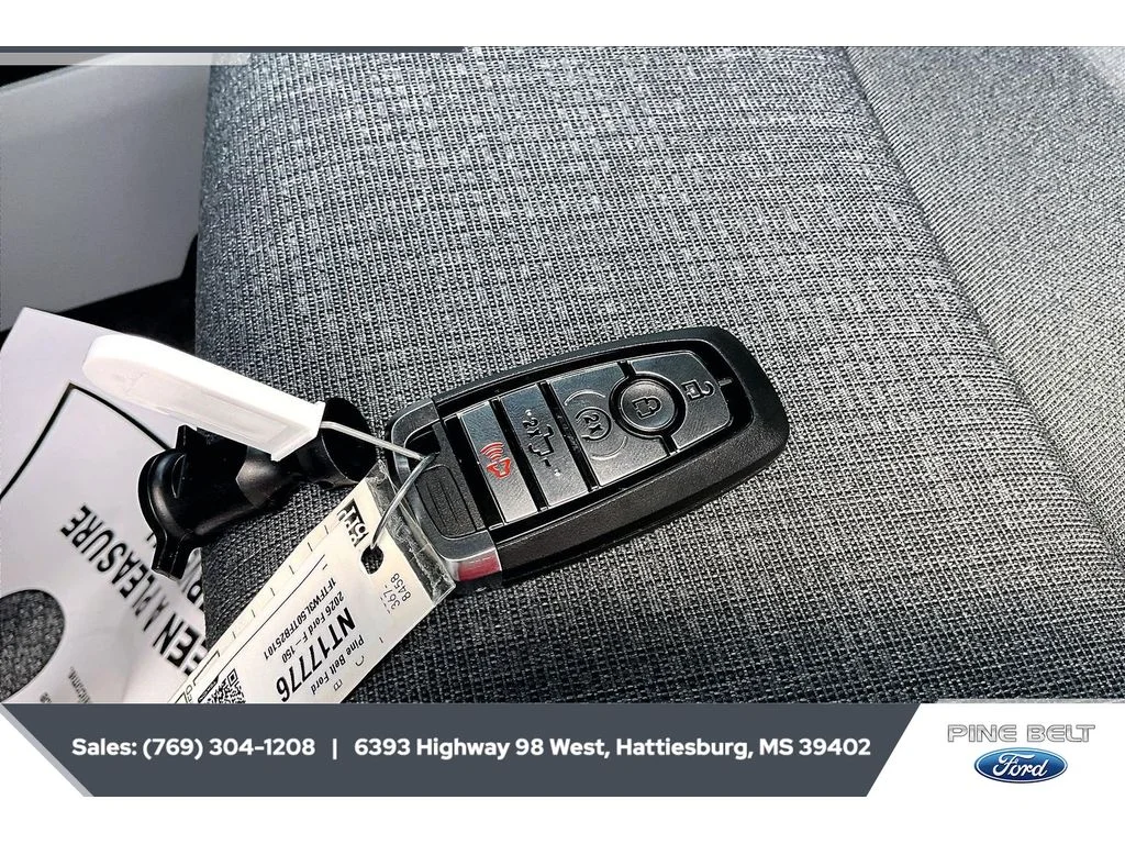 New 2026 Iconic Silver Metallic Ford XLT image 9