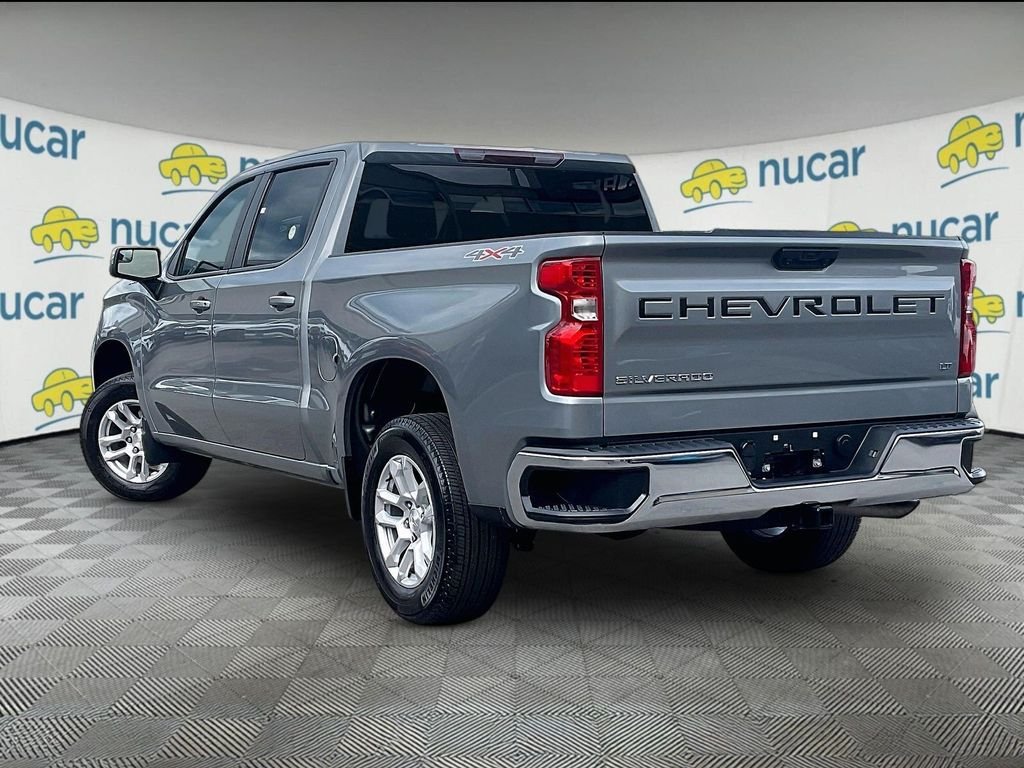 Used 2023 Gray Chevrolet LT image 4