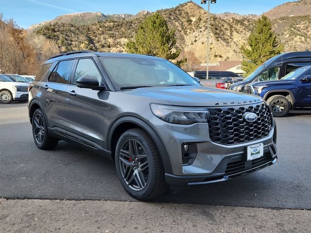 2026 Ford Explorer ST 4WD's photo