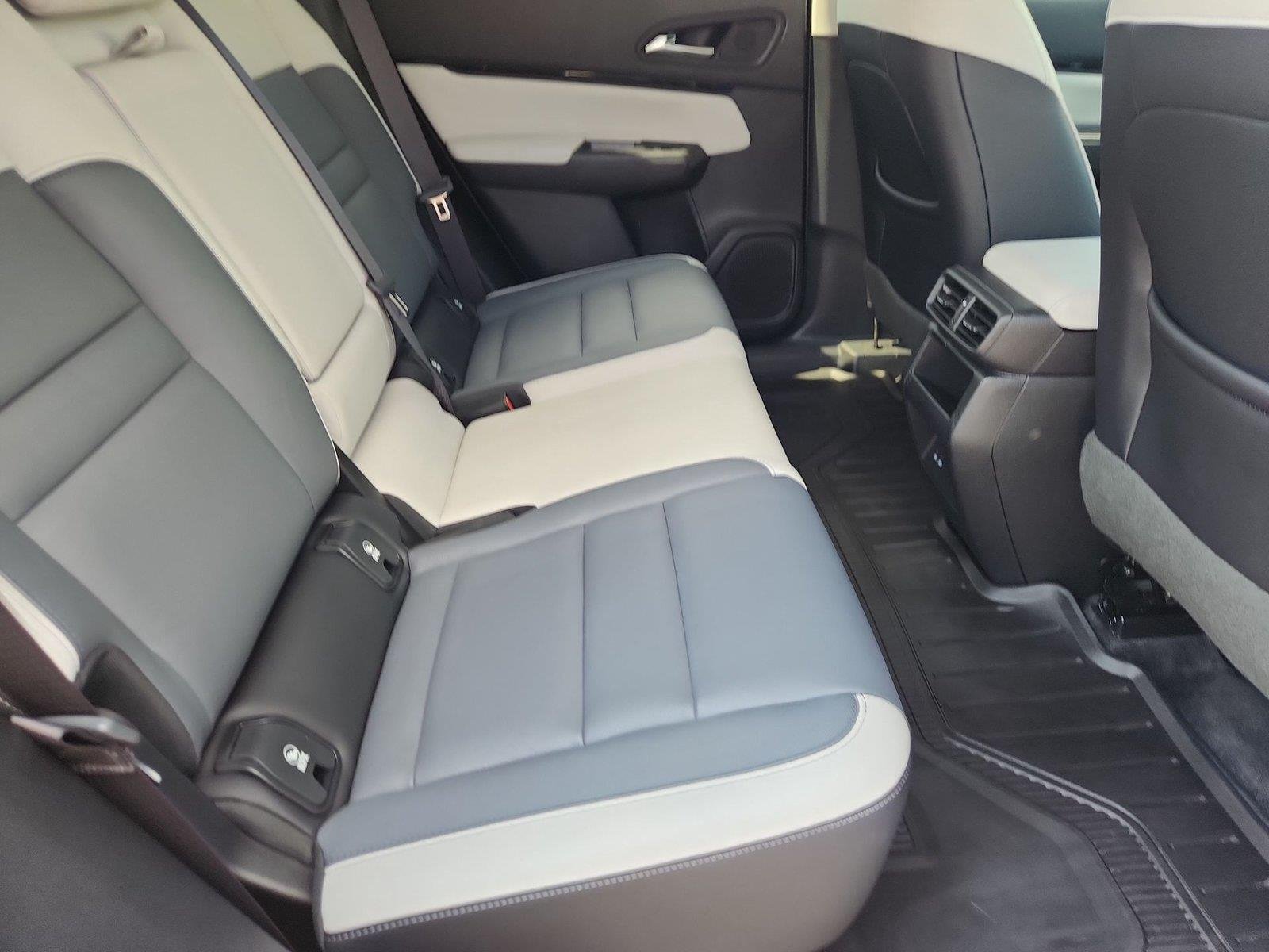 2024 Honda Prologue photo 27 of 34
