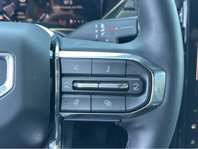 2025 GMC Acadia Elevation - Photo 29