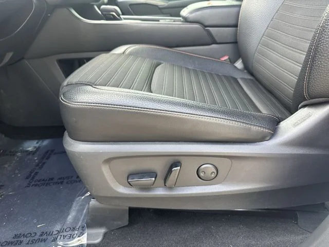 Used 2024 White Nissan Rock Creek image 29