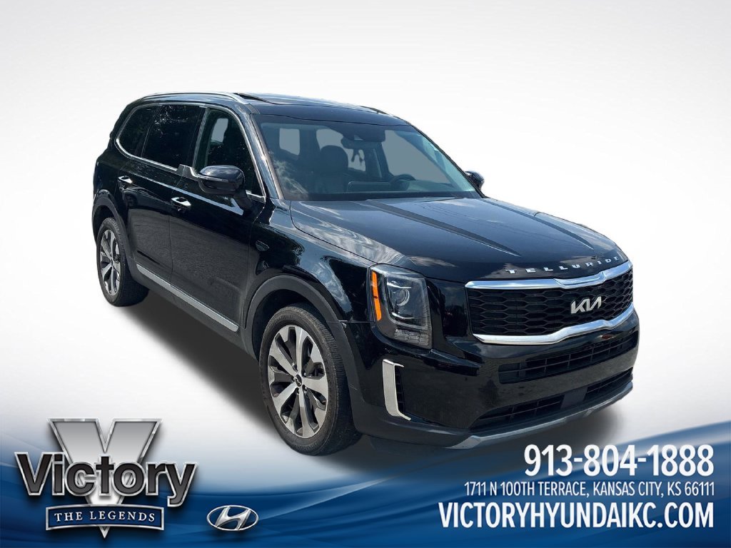 Used 2022 Black Kia S image 5