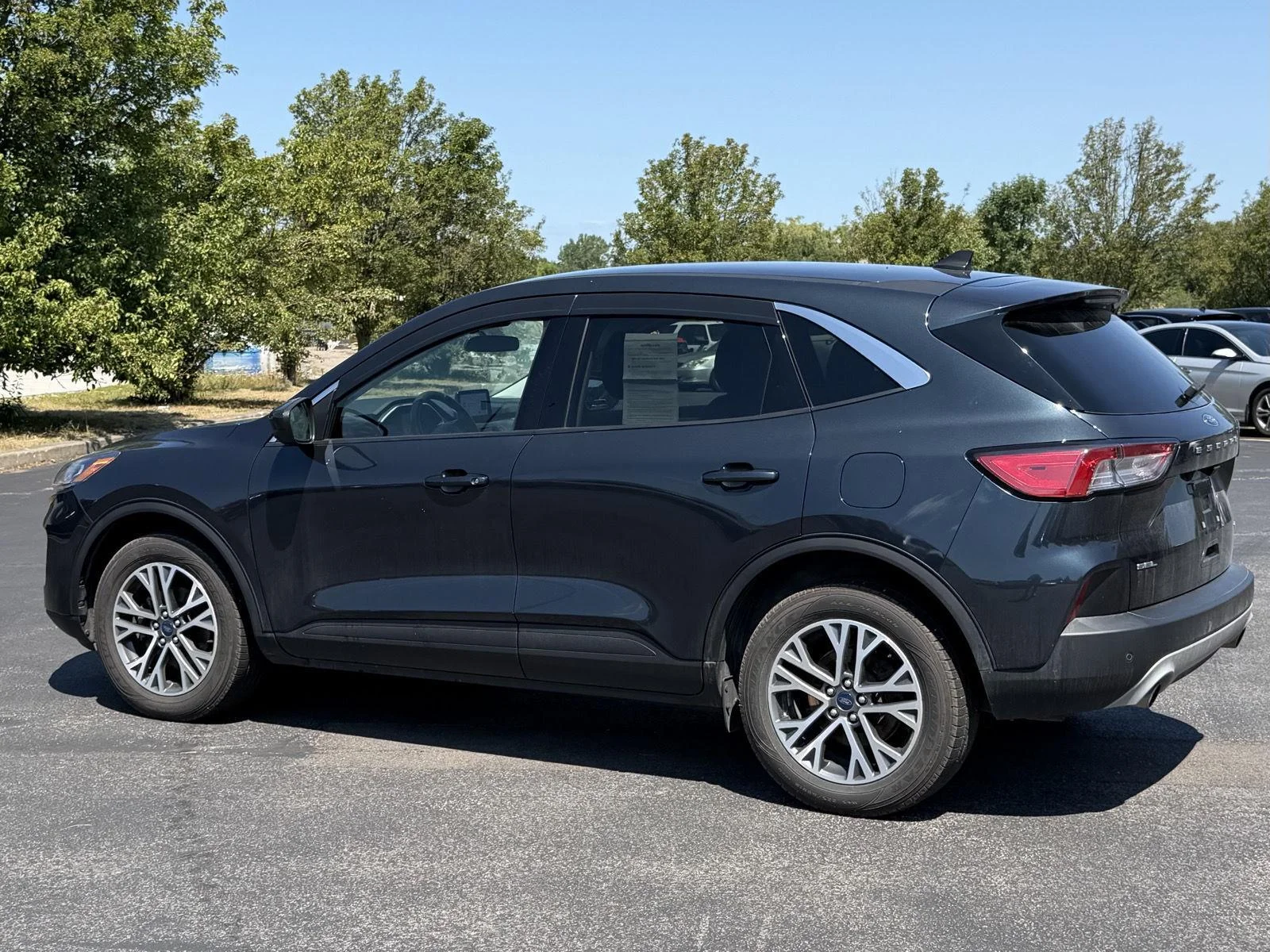 Used 2022 Stone Blue Ford SEL image 6