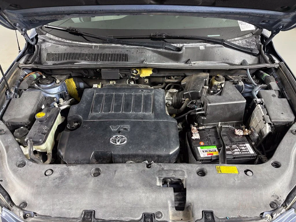 Used 2007 Blue Toyota Sport image 35