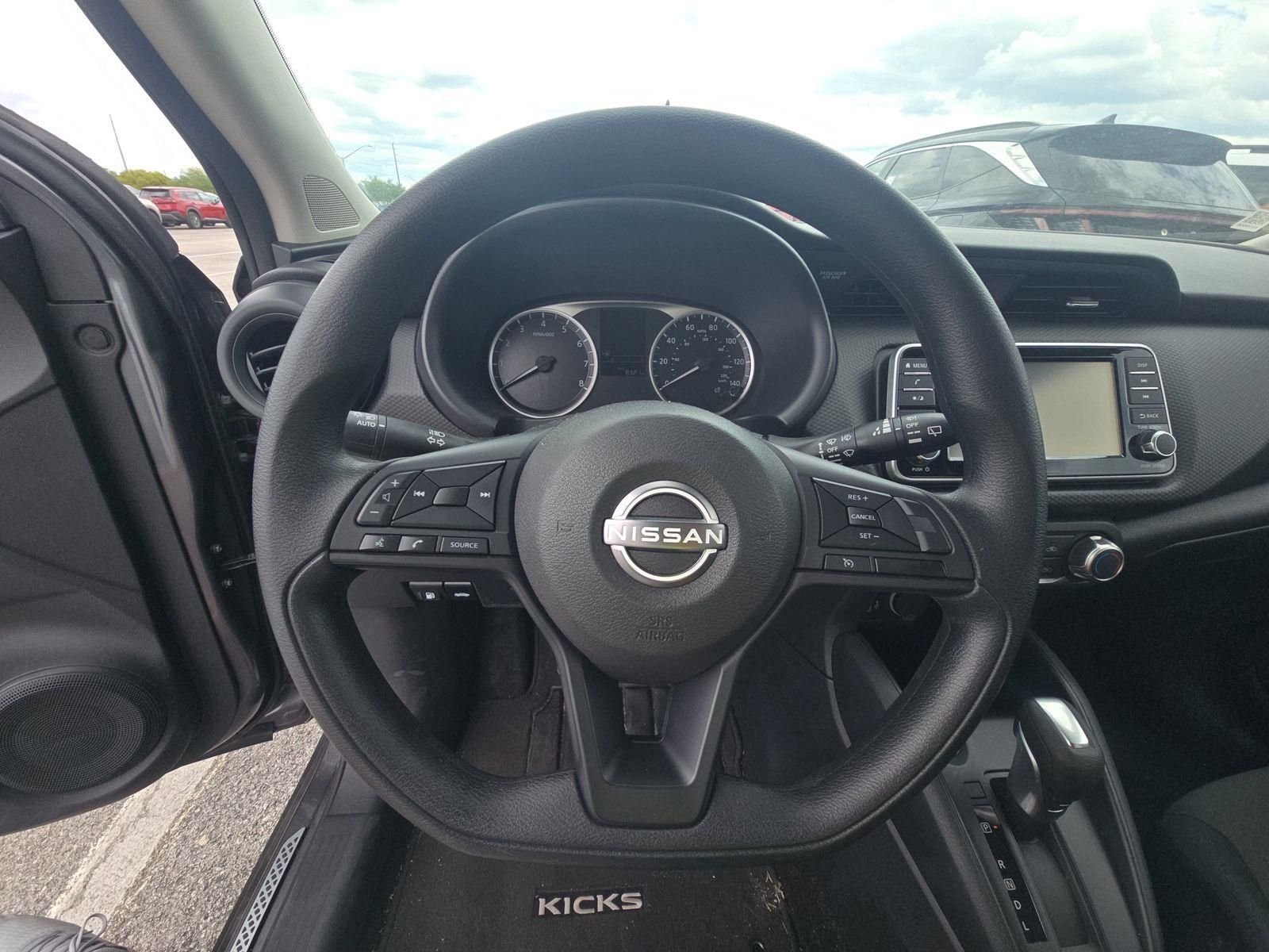 Used 2024 Gray Nissan S image 12
